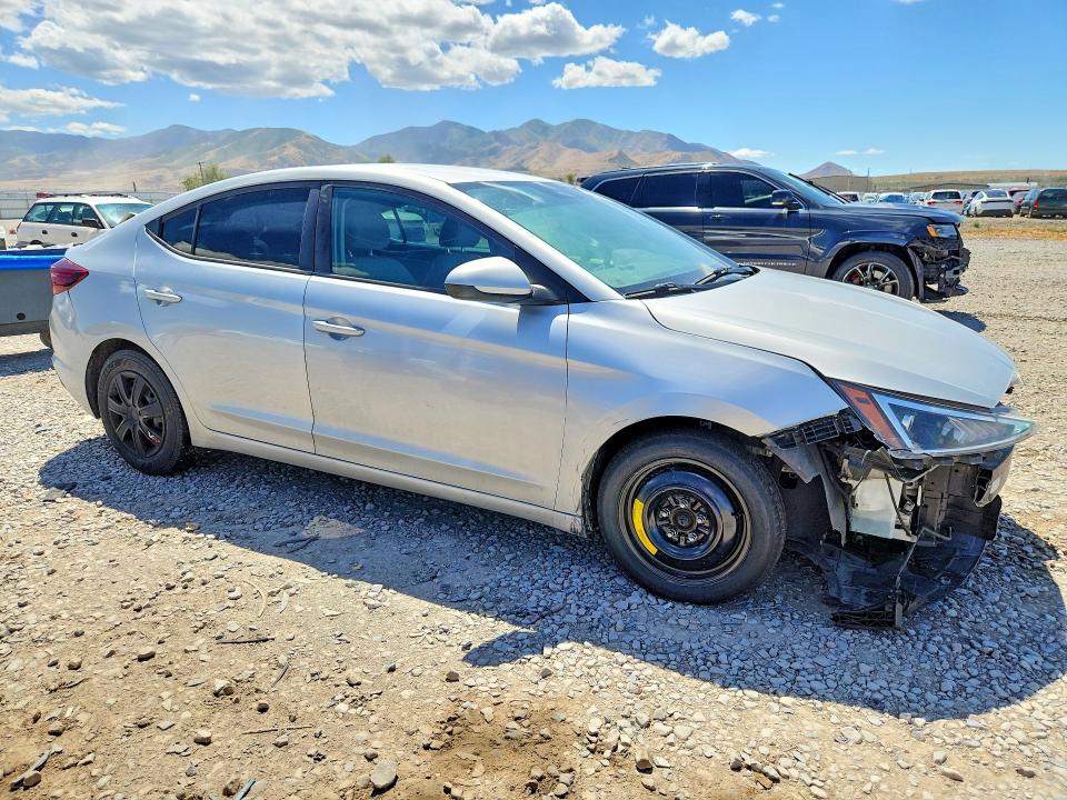 59219396 :رقم المزاد ، 5NPD74LF8KH497941 vin ، 2019 Hyundai Elantra مزاد بيع