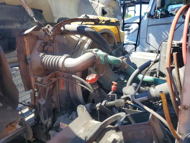 2014 Volvo Vah მანქანა იყიდება აუქციონზე, vin: 4V5RC9DG6EN164468, აუქციონის ნომერი: 54457306