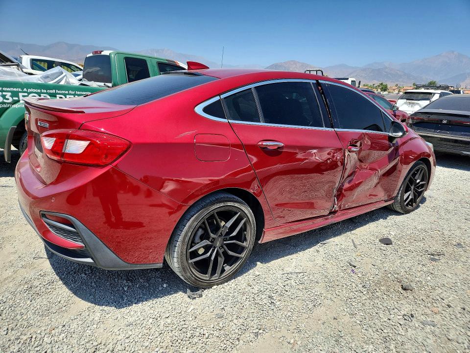 58693846 :رقم المزاد ، 1G1BF5SM5J7225858 vin ، 2018 Chevrolet Cruze مزاد بيع