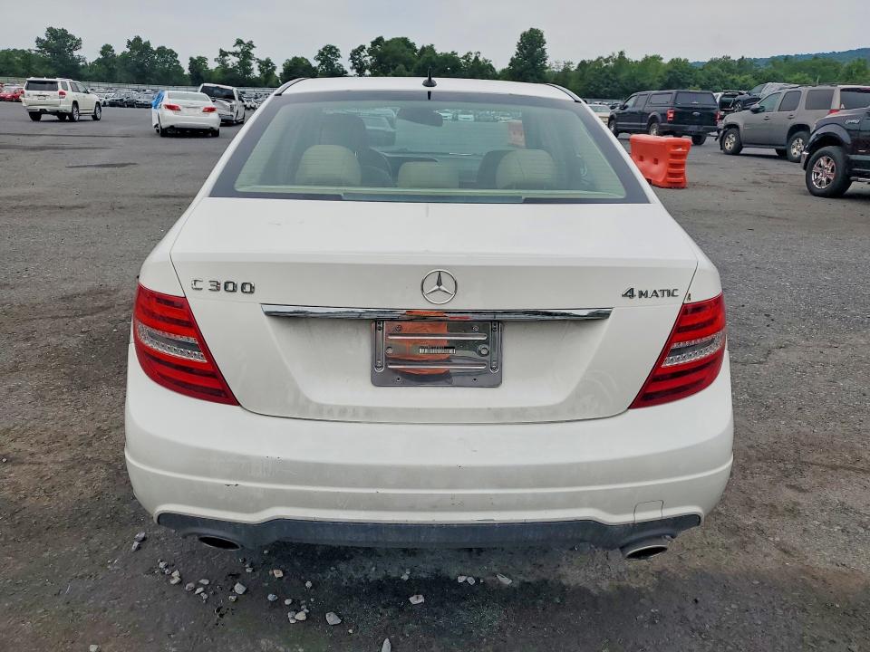 Продажа на аукционе авто 2014 Mercedes-benz C, vin: WDDGF8AB9EA934323, номер лота: 58949726