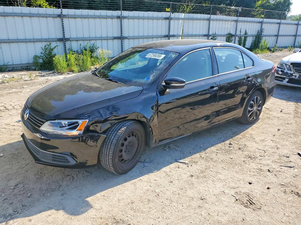 57299356 :رقم المزاد ، 3VWD17AJ6EM391980 vin ، 2014 Volkswagen Jetta مزاد بيع