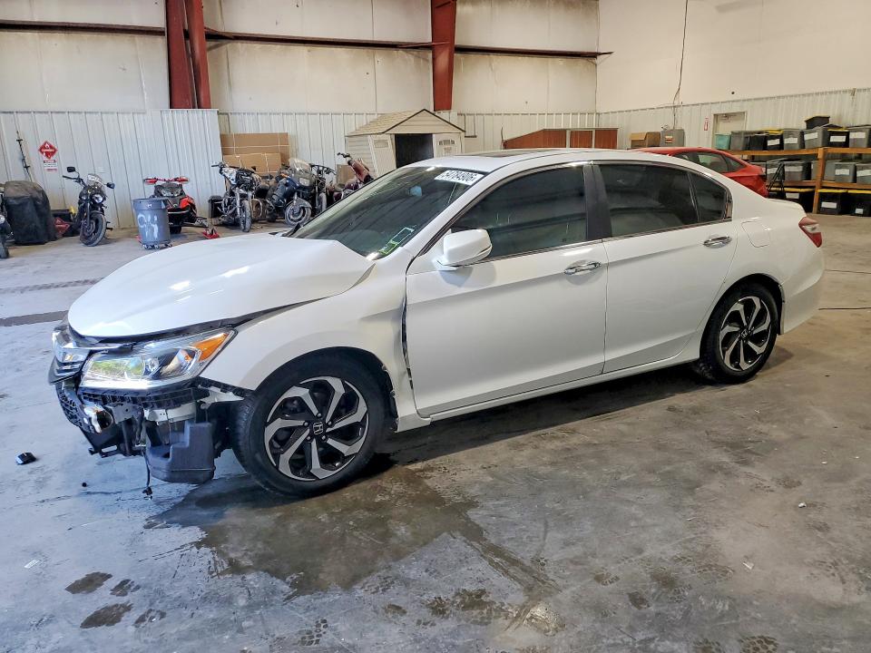 54784906 :رقم المزاد ، 1HGCR2F83HA279043 vin ، 2017 Honda Accord مزاد بيع