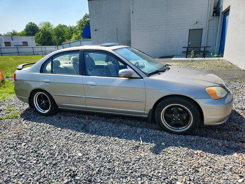 59113126 :رقم المزاد ، 2HGES26783H530797 vin ، 2003 Honda Civic مزاد بيع