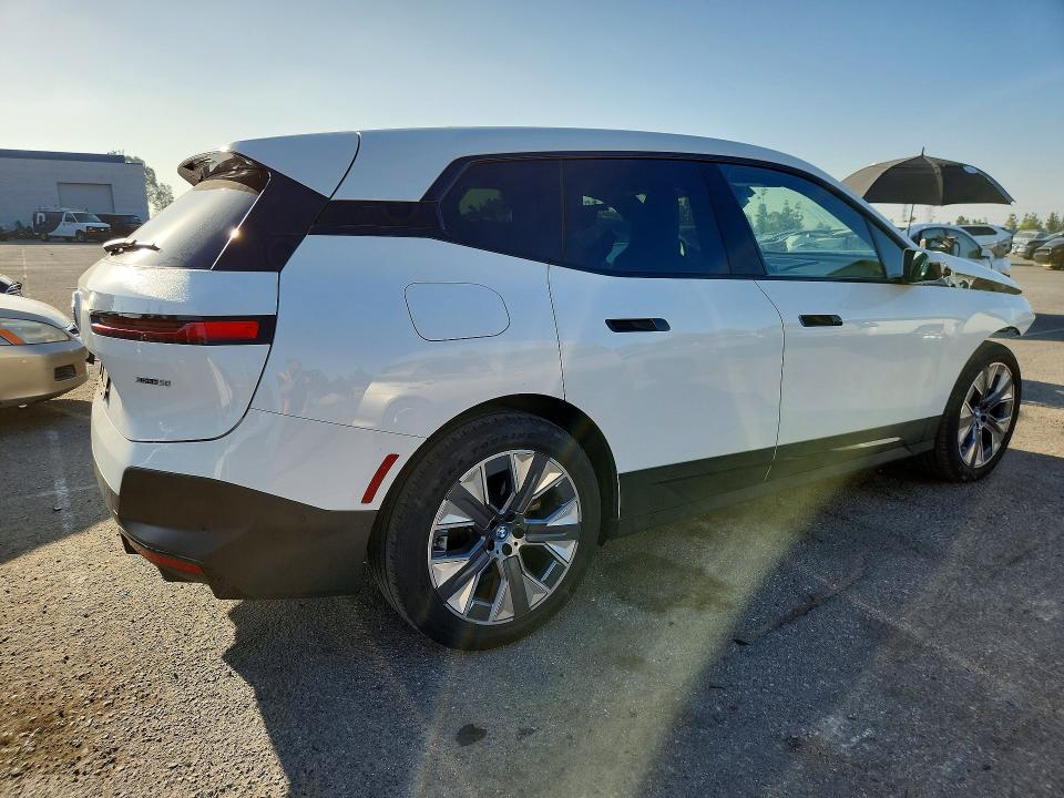 Продажа на аукционе авто 2025 Bmw Ix, vin: WB523CF00SCT40738, номер лота: 56694196