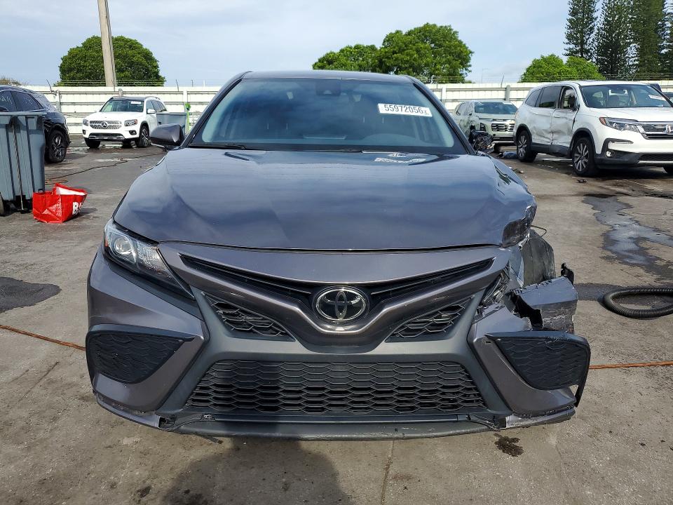 Продажа на аукционе авто 2023 Toyota Camry, vin: 4T1G11AK8PU729444, номер лота: 55972056