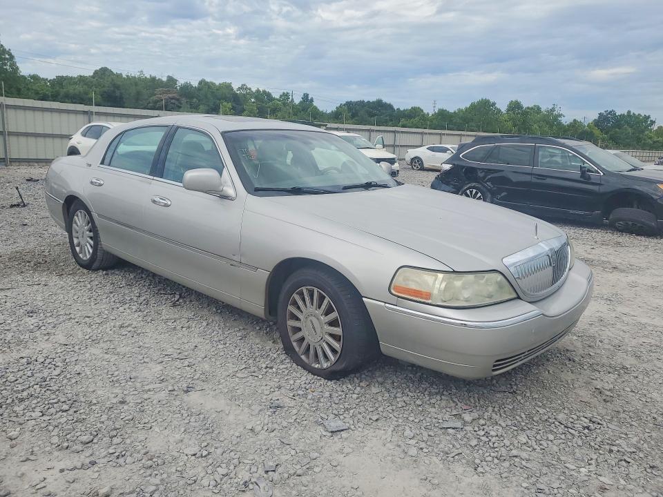 Продаж на аукціоні авто 2005 Lincoln Town Car, vin: 1LNHM82W85Y643529, номер лоту: 57397296