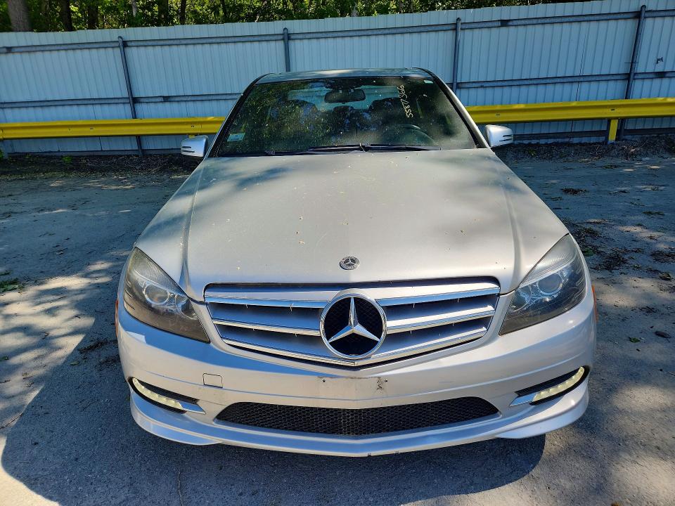 2011 Mercedes-benz C მანქანა იყიდება აუქციონზე, vin: WDDGF8BB9BR148615, აუქციონის ნომერი: 55877366