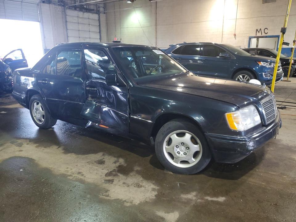 Продажа на аукционе авто 1995 Mercedes-benz E, vin: WDBEA32EXSC258779, номер лота: 55945836