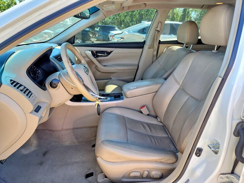 2013 Nissan Altima მანქანა იყიდება აუქციონზე, vin: 1N4AL3AP3DN579363, აუქციონის ნომერი: 57345126