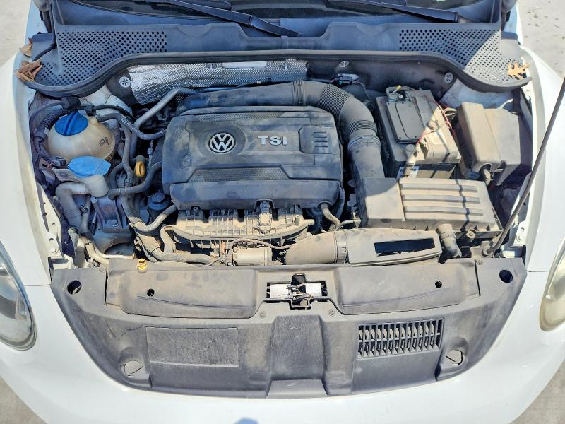 2016 Volkswagen Beetle მანქანა იყიდება აუქციონზე, vin: 3VWF17AT5GM636054, აუქციონის ნომერი: 56279476