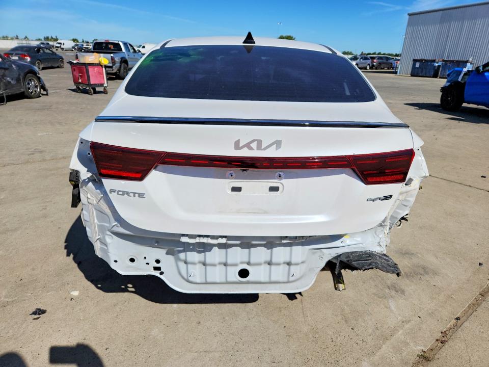 2024 Kia Forte მანქანა იყიდება აუქციონზე, vin: 3KPF54AD3RE840847, აუქციონის ნომერი: 56722746
