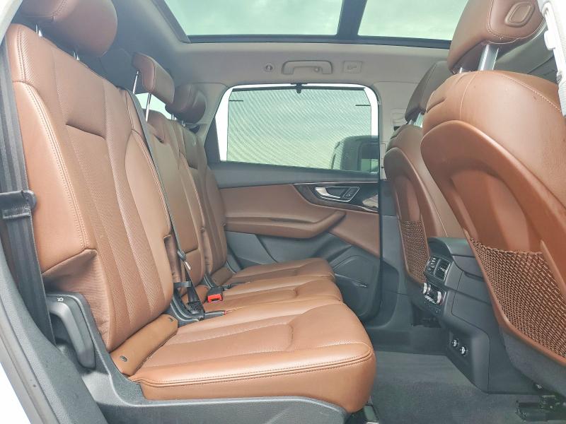56466216 :رقم المزاد ، WA1VAAF78JD033328 vin ، 2018 Audi Q7 مزاد بيع