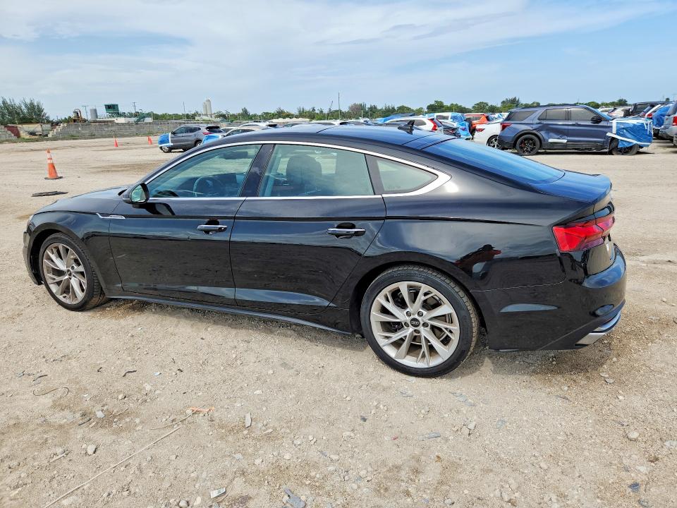 2022 Audi A5 მანქანა იყიდება აუქციონზე, vin: WAUABCF54NA032967, აუქციონის ნომერი: 58781366