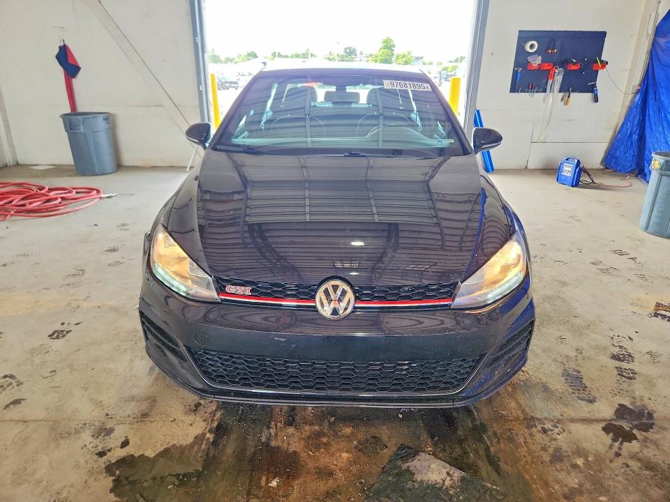 97681895 :رقم المزاد ، 3VW5T7AU3MM009847 vin ، 2021 Volkswagen Gti مزاد بيع