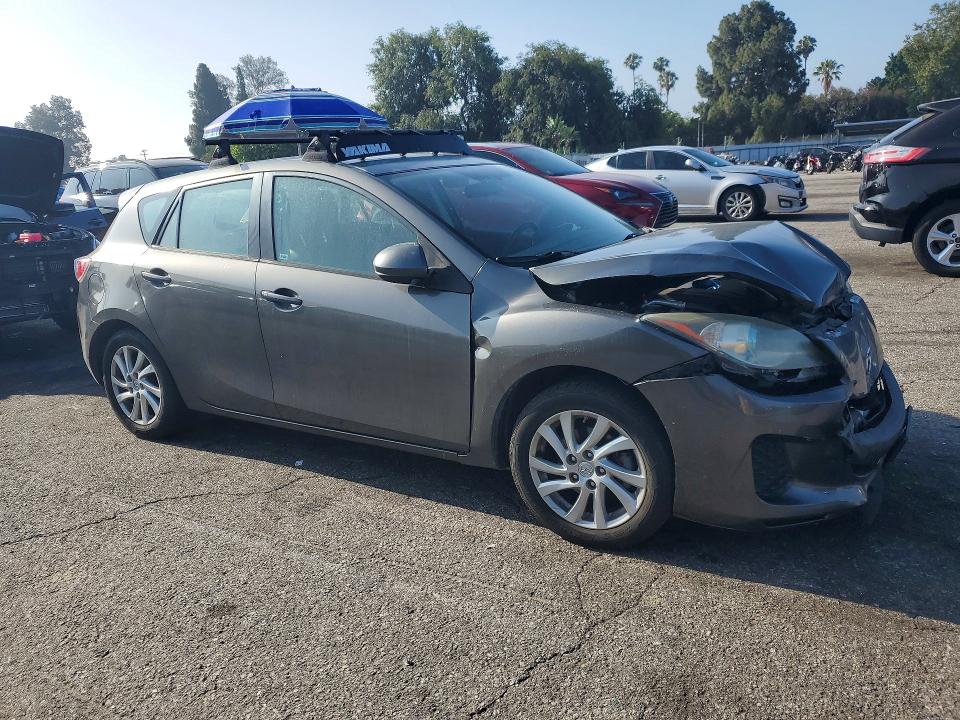 55470956 :رقم المزاد ، JM1BL1M8XC1547331 vin ، 2012 Mazda 3 مزاد بيع