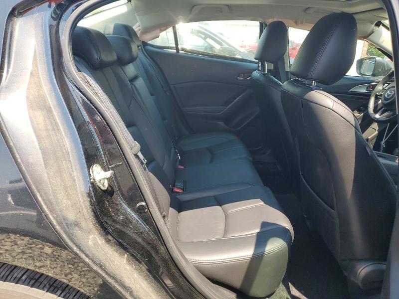 56728716 :رقم المزاد ، 3MZBN1V31JM179065 vin ، 2018 Mazda 3 مزاد بيع