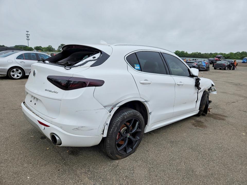 Продажа на аукционе авто 2020 Alfa Romeo Stelvio, vin: ZASPAKBN1L7C87772, номер лота: 57879526
