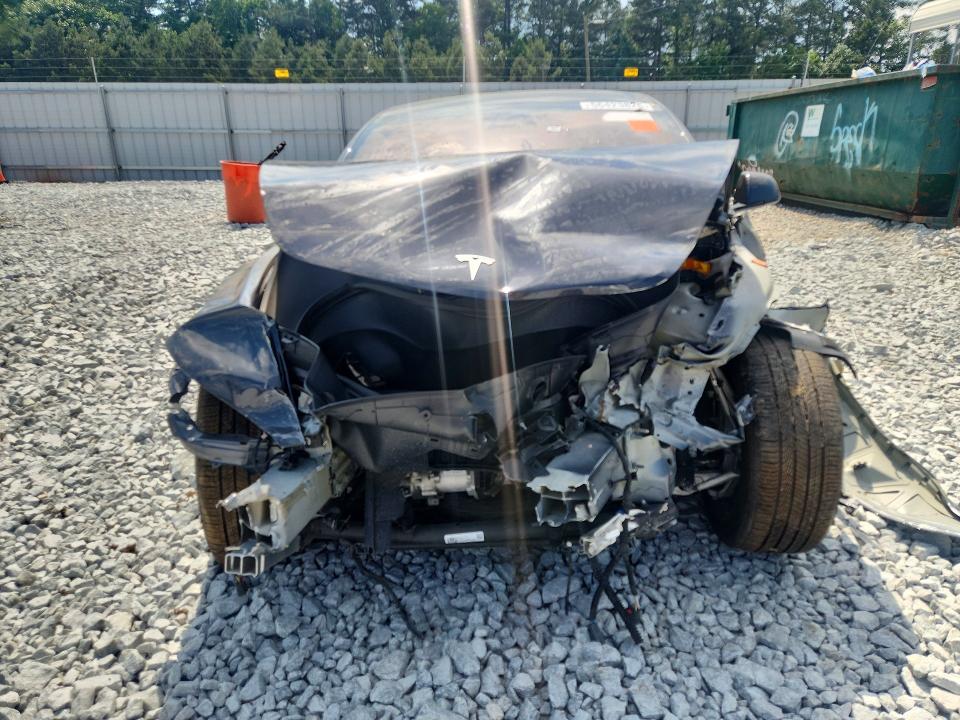 2025 Tesla Model 3 მანქანა იყიდება აუქციონზე, vin: 5YJ3E1EA2SF058766, აუქციონის ნომერი: 56423826