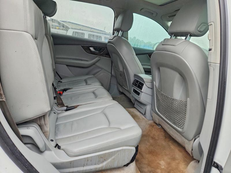 Продажа на аукционе авто 2017 Audi Q7, vin: WA1LAAF71HD012970, номер лота: 57499986