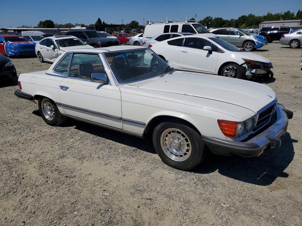 57892226 :رقم المزاد ، WDBBA45A5EA004463 vin ، 1984 Mercedes-benz 380 مزاد بيع