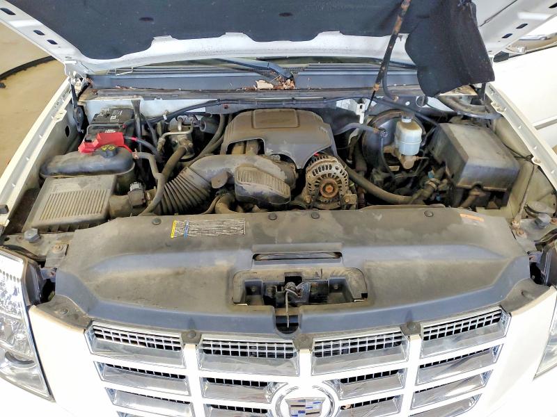 Продаж на аукціоні авто 2011 Cadillac Escalade, vin: 3GYT4MEFXBG194230, номер лоту: 57648156