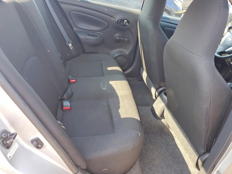 59111446 :رقم المزاد ، 3N1CN7AP9FL863672 vin ، 2015 Nissan Versa مزاد بيع