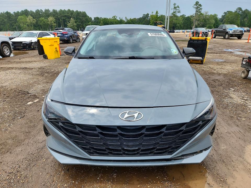 2022 Hyundai Elantra მანქანა იყიდება აუქციონზე, vin: KMHLM4AG3NU332837, აუქციონის ნომერი: 57989946