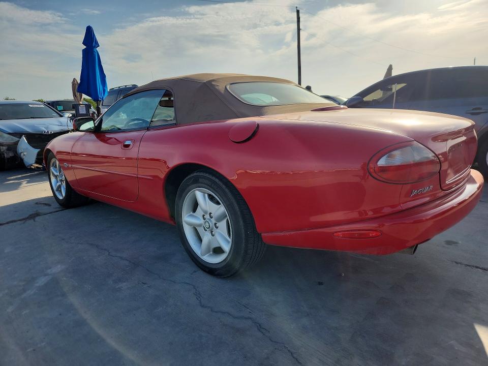 1999 Jaguar Xk8 მანქანა იყიდება აუქციონზე, vin: SAJGX2044XC037183, აუქციონის ნომერი: 58405196