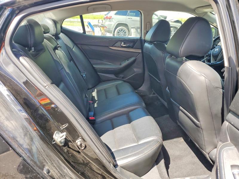 2017 Nissan Maxima მანქანა იყიდება აუქციონზე, vin: 1N4AA6AP0HC424262, აუქციონის ნომერი: 57655356