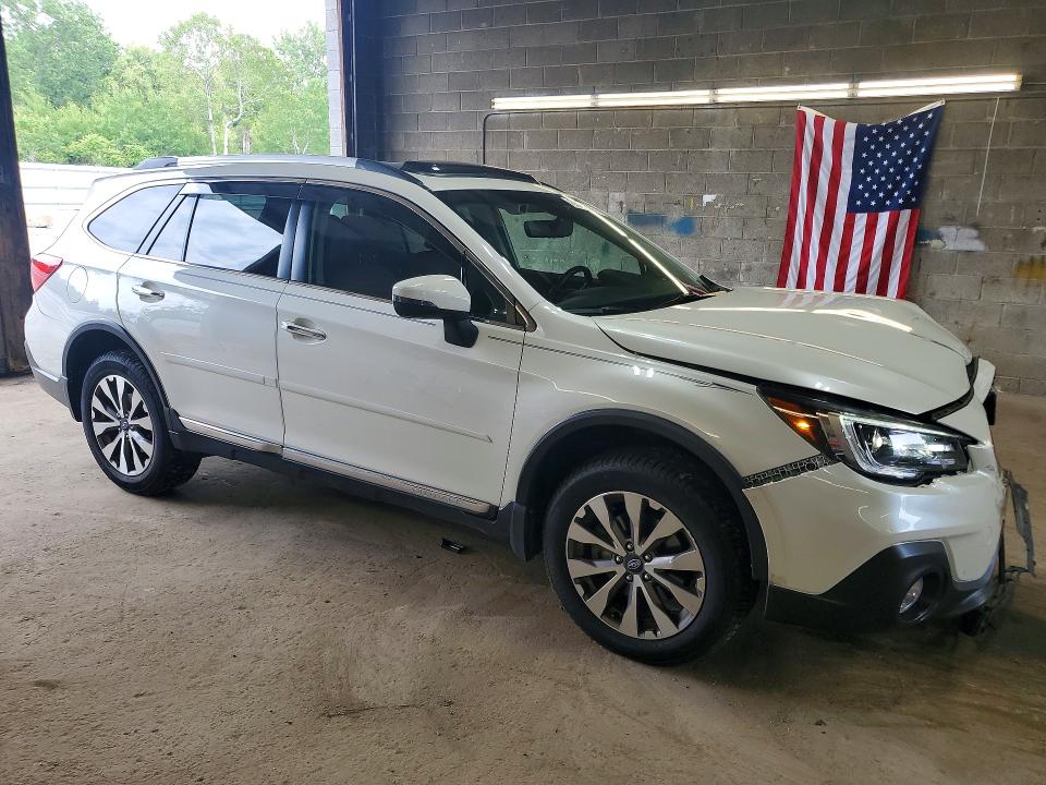 85622205 :رقم المزاد ، 4S4BSETC5J3301364 vin ، 2018 Subaru Outback مزاد بيع