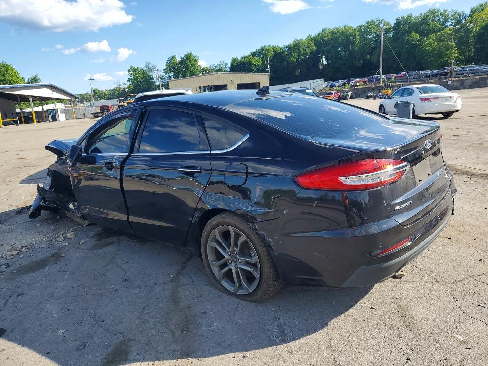 58829386 :رقم المزاد ، 3FA6P0CD5LR185676 vin ، 2020 Ford Fusion مزاد بيع