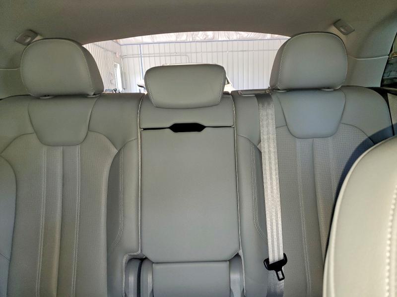 57654586 :رقم المزاد ، WA1BNAFY3J2043616 vin ، 2018 Audi Q5 مزاد بيع