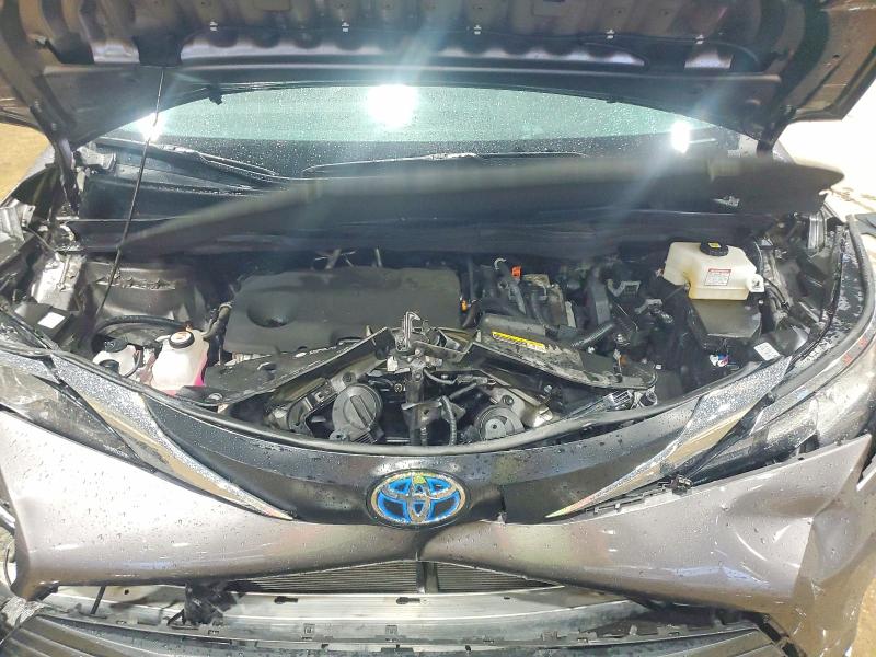 2022 Toyota Sienna მანქანა იყიდება აუქციონზე, vin: 5TDYRKEC6NS130277, აუქციონის ნომერი: 57442776