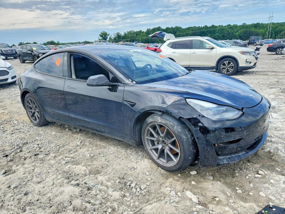 Продажа на аукционе авто 2022 Tesla Model 3, vin: 5YJ3E1EB2NF191556, номер лота: 57399806