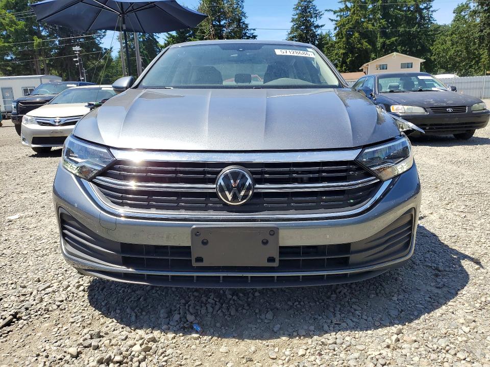57128686 :رقم المزاد ، 3VW5M7BU8PM040995 vin ، 2023 Volkswagen Jetta مزاد بيع