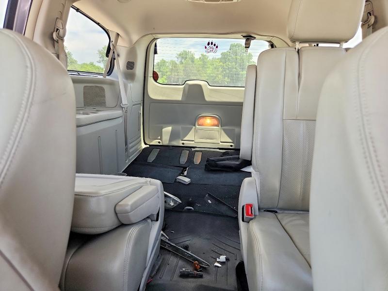 55655266 :رقم المزاد ، 2C4RC1CG1DR745820 vin ، 2013 Chrysler Town & Country مزاد بيع