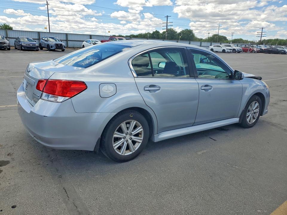 56870486 :رقم المزاد ، 4S3BMBA69C3004711 vin ، 2012 Subaru Legacy مزاد بيع