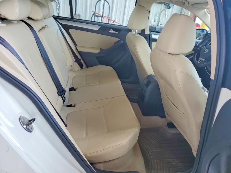 57038506 :رقم المزاد ، 3VWD07AJ9EM384041 vin ، 2014 Volkswagen Jetta مزاد بيع