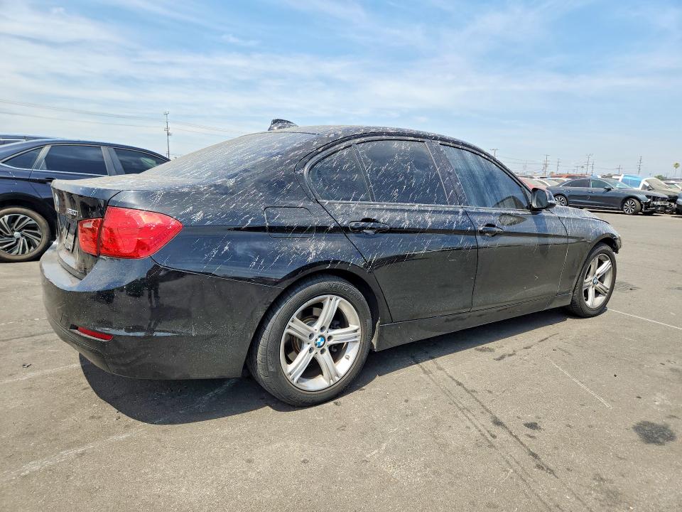 2013 Bmw 320 მანქანა იყიდება აუქციონზე, vin: WBA3B1C53DF462251, აუქციონის ნომერი: 56158256