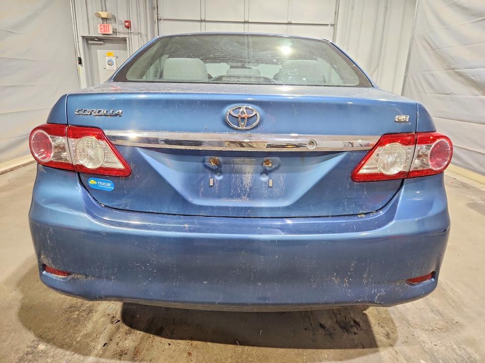 56676506 :رقم المزاد ، 5YFBU4EE7DP211961 vin ، 2013 Toyota Corolla مزاد بيع