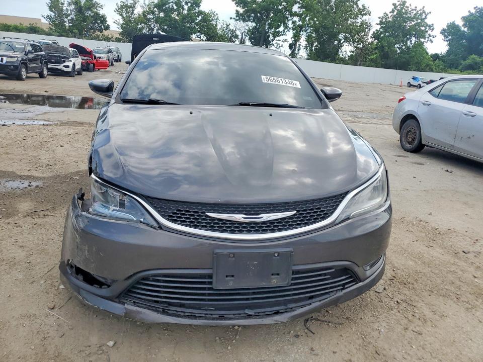 56561346 :رقم المزاد ، 1C3CCCFBXHN504363 vin ، 2017 Chrysler 200 مزاد بيع