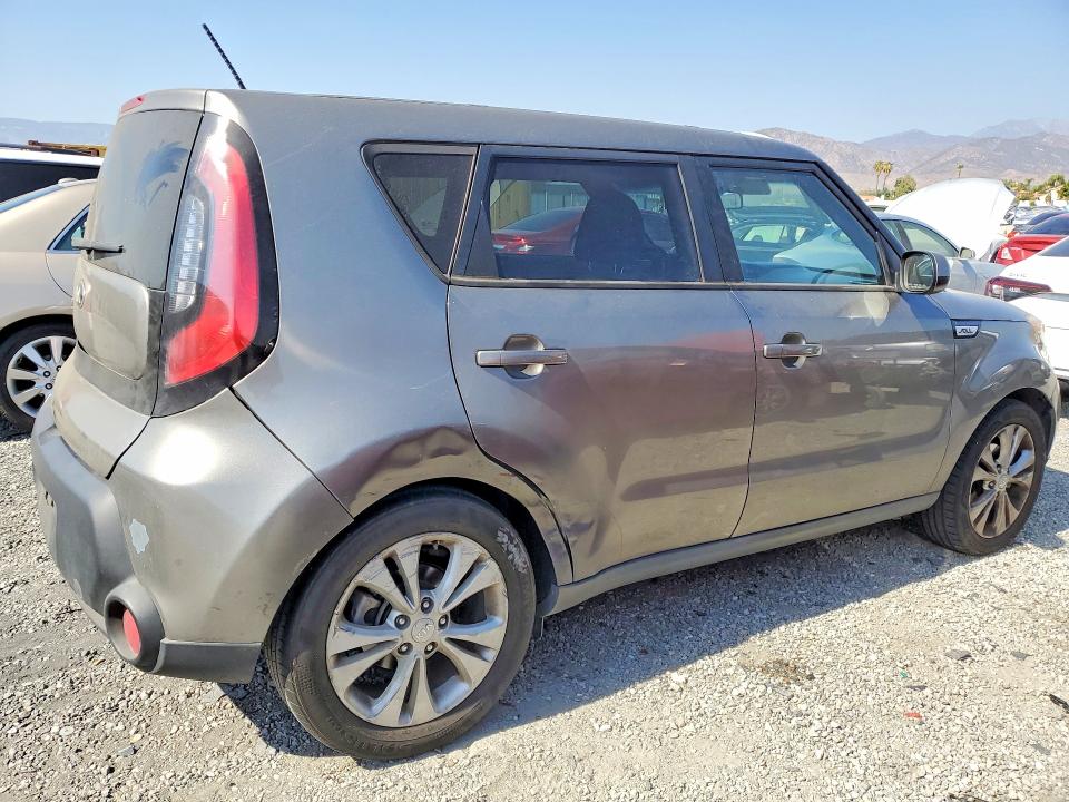 2015 Kia Soul მანქანა იყიდება აუქციონზე, vin: KNDJP3A57F7202958, აუქციონის ნომერი: 58744036
