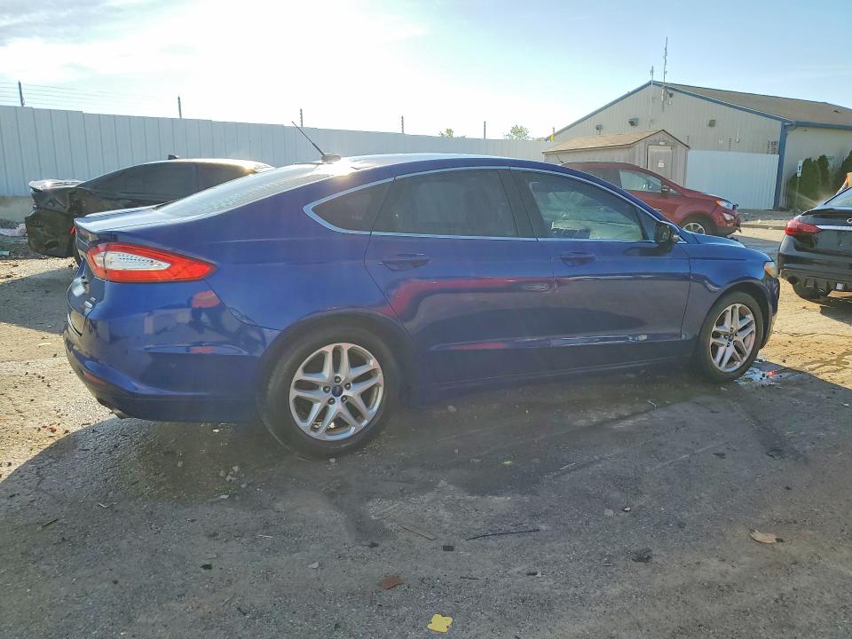 2014 Ford Fusion მანქანა იყიდება აუქციონზე, vin: 3FA6P0HDXER275353, აუქციონის ნომერი: 57560146