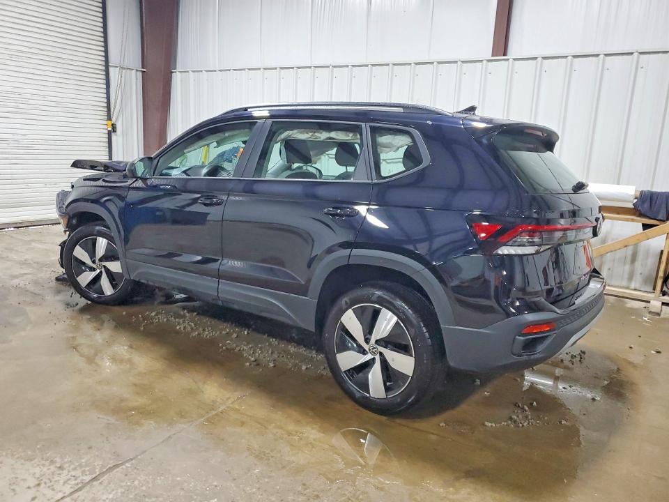 Продажа на аукционе авто 2026 Volkswagen Taos, vin: 3VV8C7B27TM009282, номер лота: 57319766