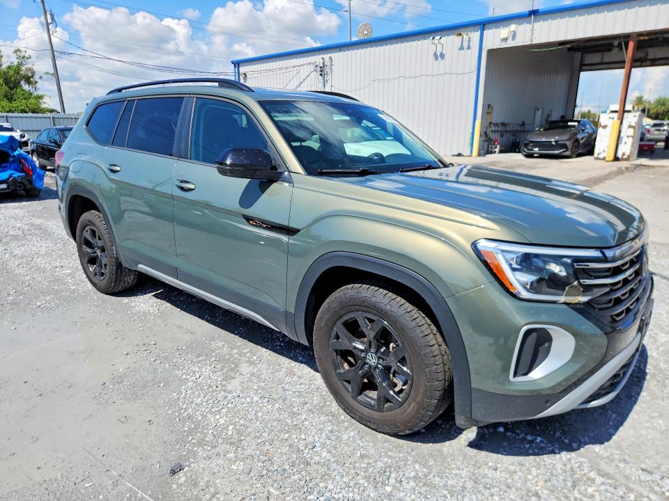 2025 Volkswagen Atlas მანქანა იყიდება აუქციონზე, vin: 1V2CR2CA2SC506528, აუქციონის ნომერი: 55608596
