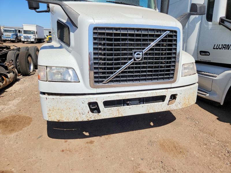 Продажа на аукционе авто 2016 Volvo Vn, vin: 4V4MC9DG1GN940278, номер лота: 58729086