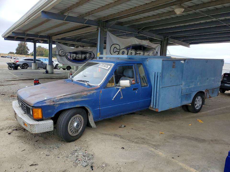 Продажа на аукционе авто 1984 Toyota Pickup, vin: JT4RN56D5E5009660, номер лота: 57619476