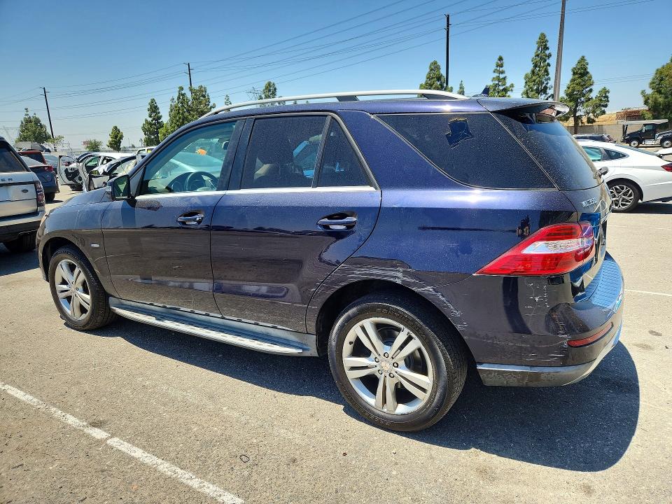 56168336 :رقم المزاد ، 4JGDA5HB0CA019840 vin ، 2012 Mercedes-benz Ml مزاد بيع