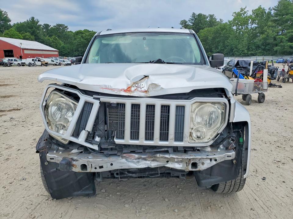 57492116 :رقم المزاد ، 1J4PN2GK1BW504568 vin ، 2011 Jeep Liberty مزاد بيع