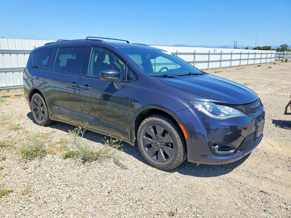 2020 Chrysler Pacifica მანქანა იყიდება აუქციონზე, vin: 2C4RC1L70LR196299, აუქციონის ნომერი: 56849326